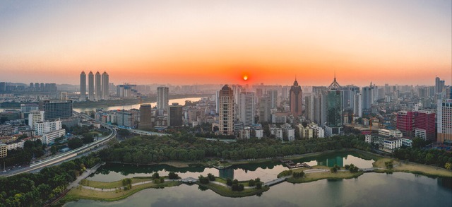 房子|今年起，继承父母的房子，按照新规处理，子女们不用再争吵了