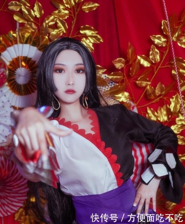 真人cos|七夕来临真人女帝Cos为大家带来丘比特之箭