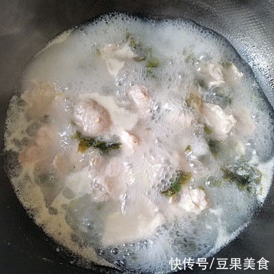 肉片|大厨教你这么做肉片汤，分分钟就可以学会