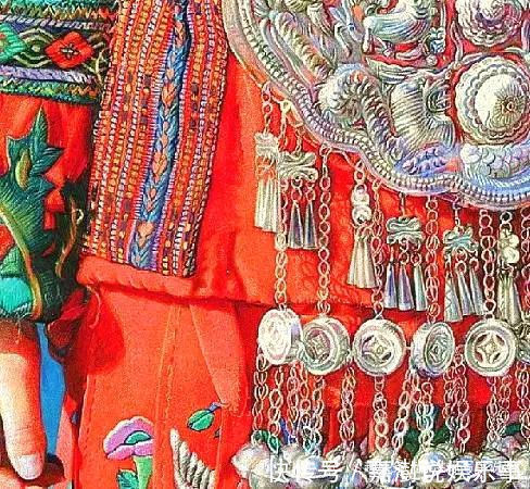 陈洪标#清华美院“女男神”PK冷军,用一支铅笔画人体,比照片还逼真细腻