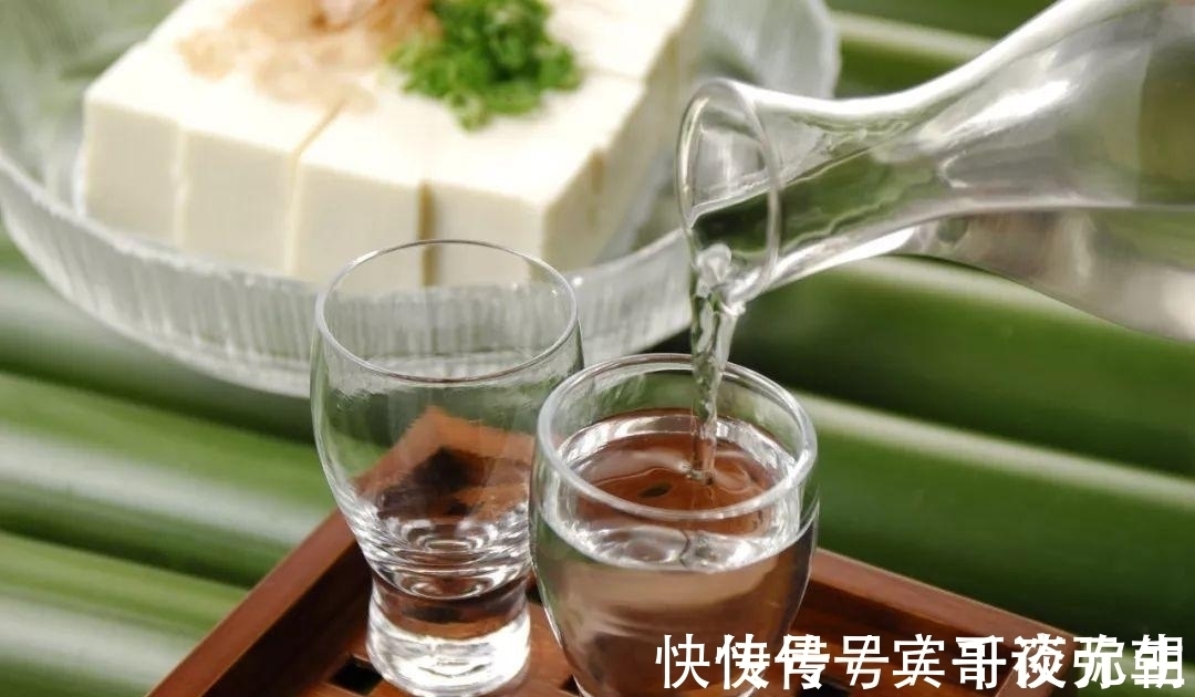 中风|47岁男子，平时滴酒不沾，却突发中风离世，只怪饭后常做这2件事