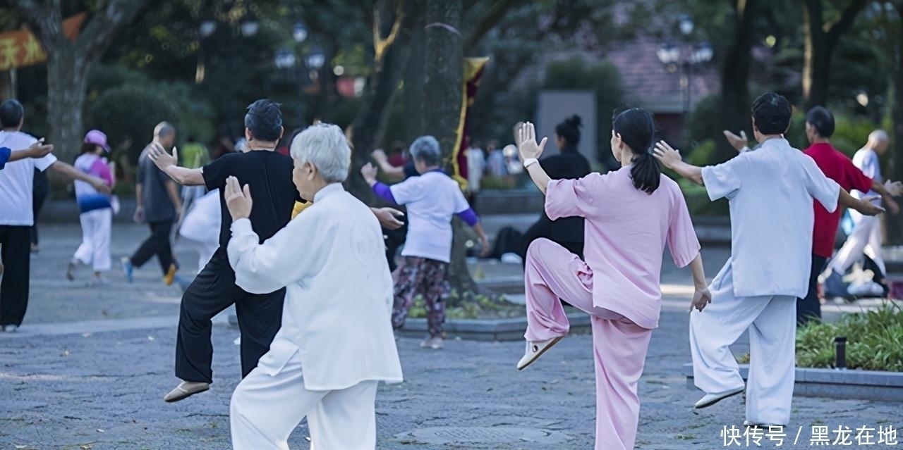 子女|独生子女家庭和多子女家庭,不用等20年后,现在就能看出差别