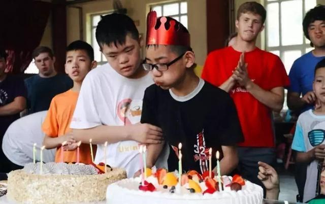 李玫瑾|孩子的生日每年都需要过吗?李玫瑾教授:这3个生日要做足仪式感