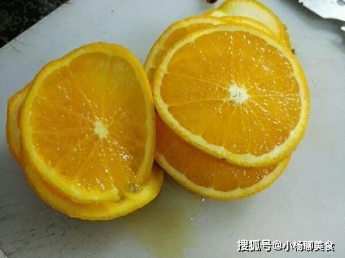 天气冷，早餐就别去外面买了，连懒人都自己做，简单一蒸就完事