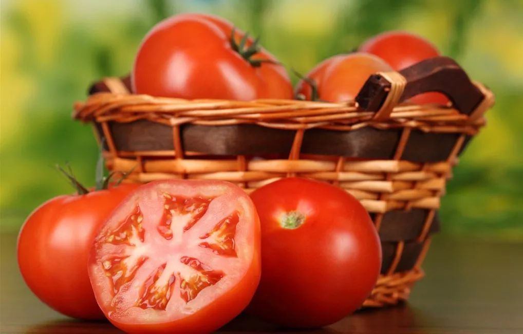 抢救|一岁男童吃错药,陷入昏迷,抢救后脑死亡,父母无奈放弃治疗