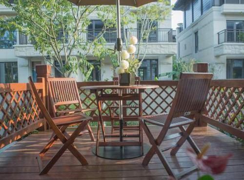 晾衣服|家里阳台不要再晾衣服了,聪明人都这样装,老师傅都点头夸好