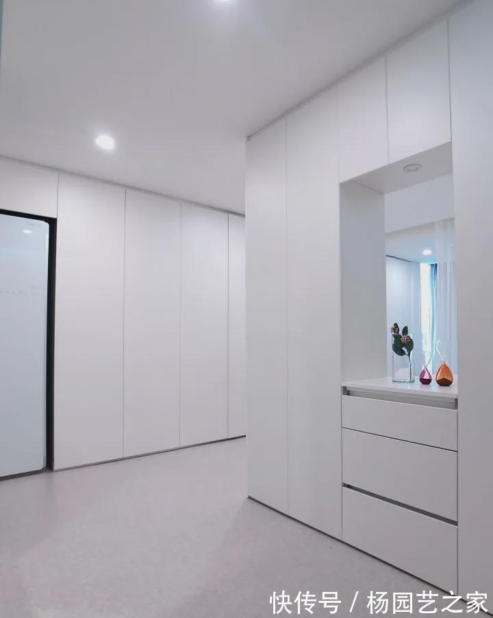 收纳|157㎡四口之家，无一处不打柜子，走哪儿都是收纳，入住却很宽敞