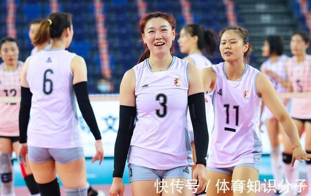 红队|由全明星赛看中国女排，李盈莹可担当核心，杨婕、栗垚不应被埋没