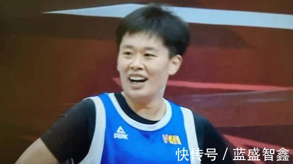 杨衡瑜|报一箭之仇！山东女篮不敌上海无缘四强，半决赛对阵情况揭晓！