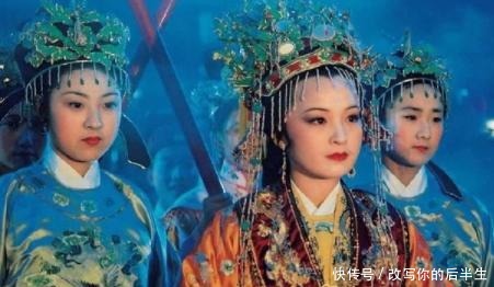 贾元春|红楼梦贾元春之死,并不是病死那么简单,曹雪芹早已给出暗示!