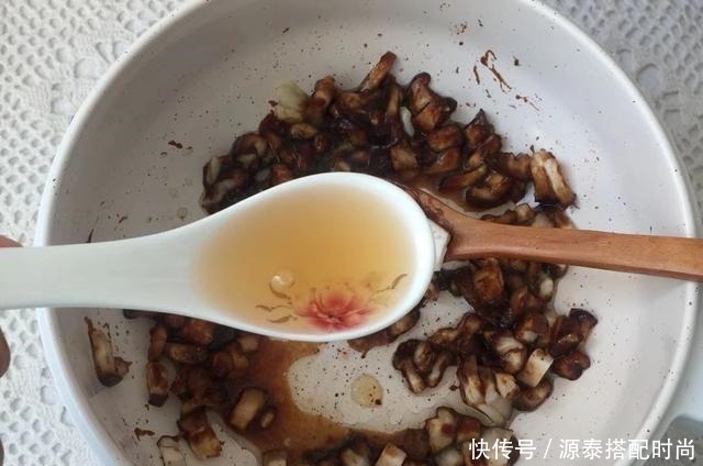 最近早点爱吃它，咸香爽滑有营养，在家几步就搞定，比买的还好吃