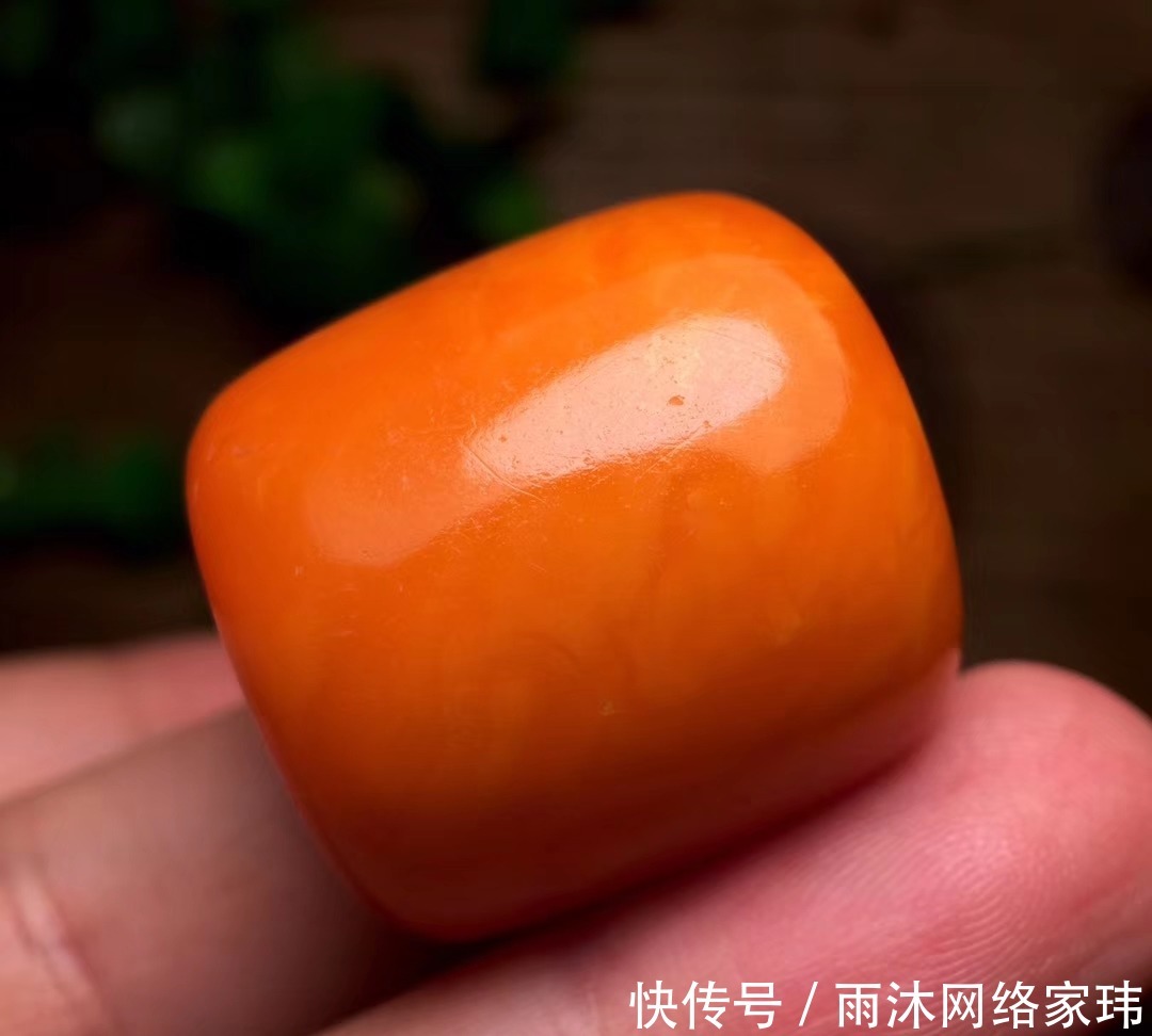 蜜蜡|收藏蜜蜡怎么选?想收藏琥珀蜜蜡的快来看看