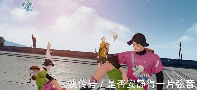 战衣|新的战衣出现了？女玩家靠一套紧身皮衣征服半个动漫圈！