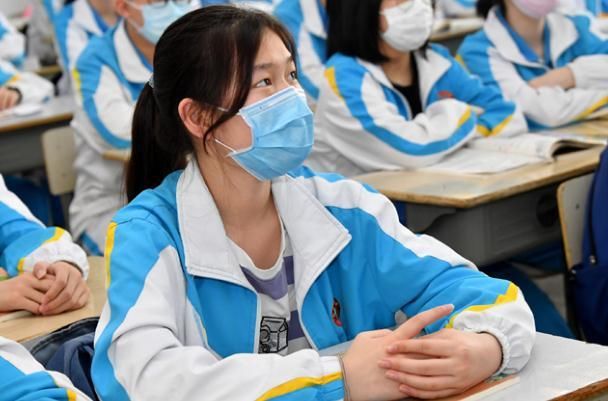 “学霸草稿纸”走红朋友圈，学生是否自律，看草稿纸就知道了