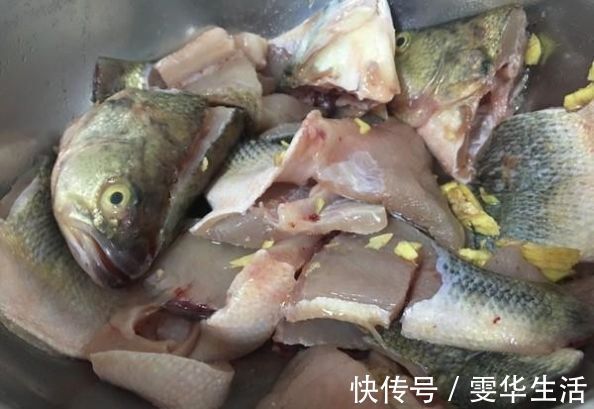 鲈鱼|鱼腥最怕这个, 倒一杯鱼马上没了鱼腥味, 且鱼肉更鲜更嫩!