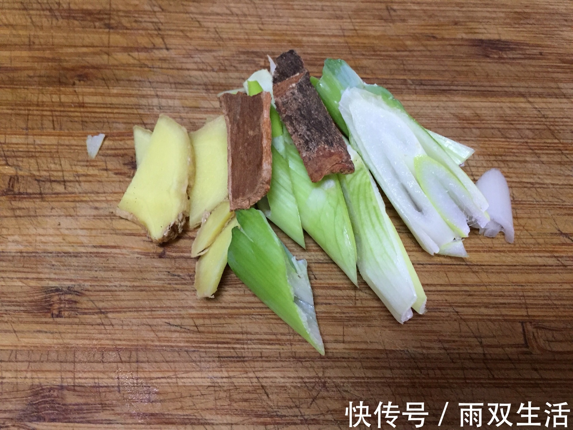 鸡肉|营养丰富的香菇炖鸡,制作简单,香气四溢