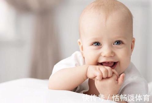 四肢|从孩子睡觉姿势,能看出其性格?第三种可能是在暗示他缺安全感了