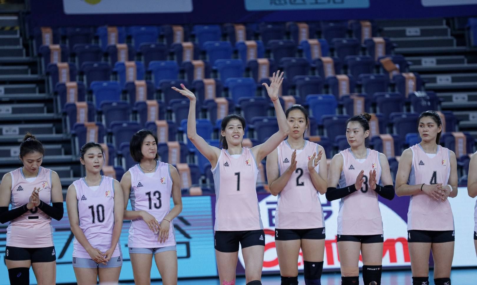 蔡斌|國(guó)家隊(duì)打不過地方隊(duì)！女排全明星賽讓人意外，女排新帥浮出水面？