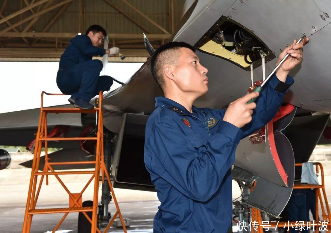 飞机的使用只有几千小时,为什么退役的二手飞机还有人抢着买