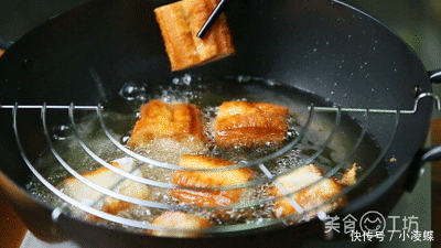 剩油条不要扔,简单几步,秒变人气网红菜