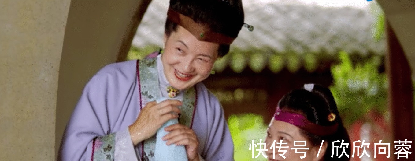 老刘&红楼梦中，刘姥姥讲了个笑话，所有人都笑了，为何这两人却没笑！