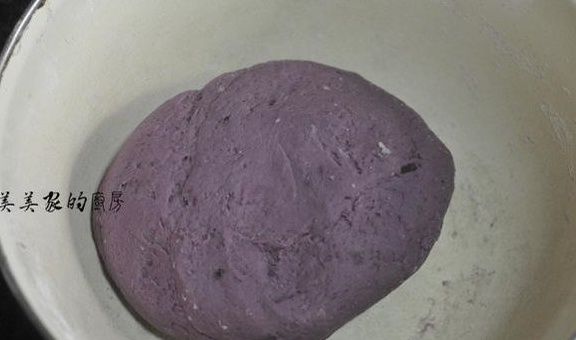 紫薯|月饼新做法，不熬糖浆不炒馅，清香软糯热量低，比冰皮月饼好吃！