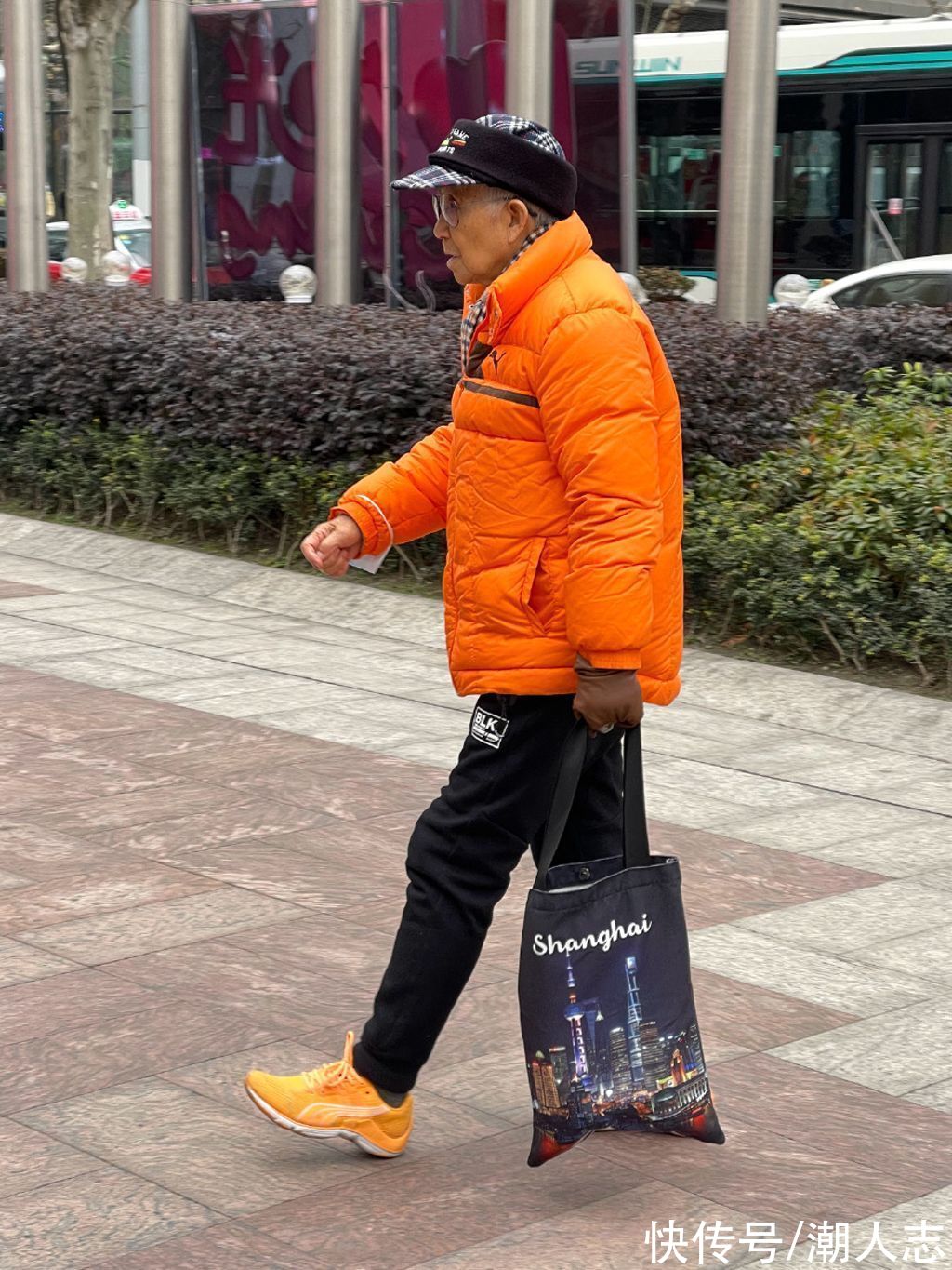 运动风 等我退休了，也要跟上海爷爷学穿搭！不穿老年装，比年轻人还时髦