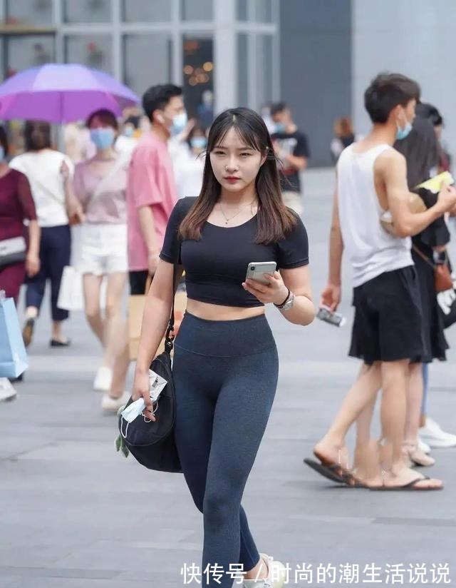 互补色 舒适时尚的瑜伽裤打造时尚女神穿搭,勾勒出窈窕身姿,浪漫优雅!