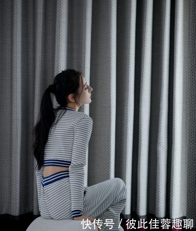 脸型 别再披头散发了!这4款“发型”才够美够撩人,总有一款适合你