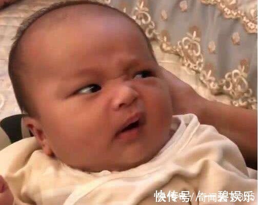 超嫌弃|新生儿“超嫌弃”表情包火了,一个比一个戏精,父母一脸无奈笑翻