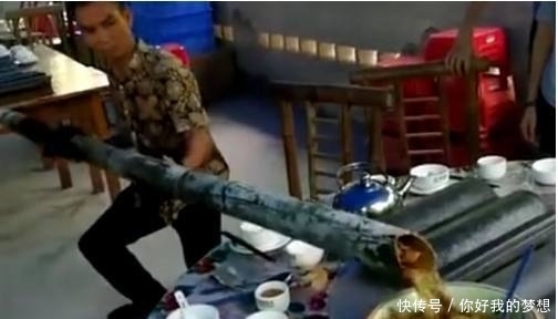 85后夫妻在山上开了一个饭店,为了招揽客人,想出这样的办法,