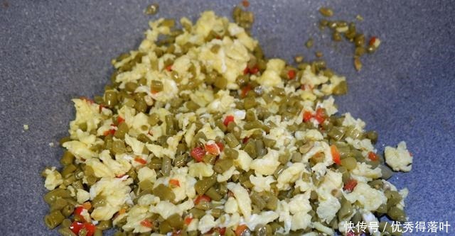 冬天,鸡蛋和它是绝配,简单炒一炒,美味下饭,老人小孩都爱吃