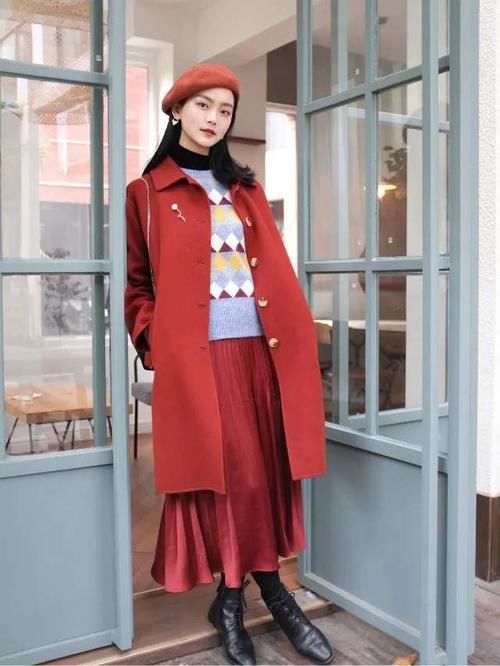  针织开衫|什么是“减法穿搭”？就用万能的打底衫，穿出不同风格的高级感