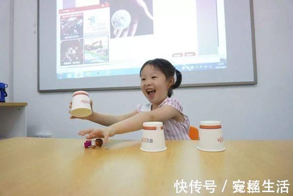 睡着|智商高的孩子,小时候常有5种“有趣”的表现,占2条父母就偷着乐吧