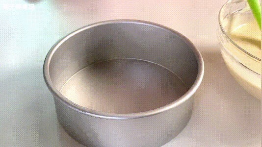 蛋糕为何开裂亲身实践，原因有三点，值得分享