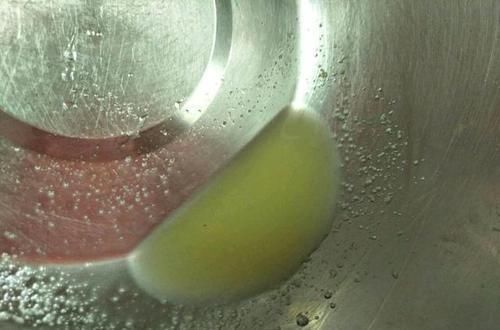 花生|花生这样炒更酥脆,别再纠结放不放油了,很多人错了,难怪不好吃