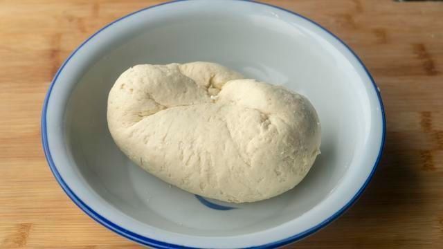 馒头又出新做法,不放一粒酵母,也不用二次醒发,一大锅不够吃的