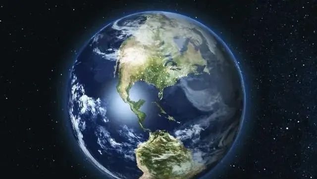 地球为什么会自转？动力是什么？