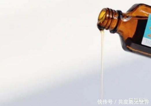 头皮|头发不能做到一天一洗,3个方法让头发减少出油,头皮也变清爽