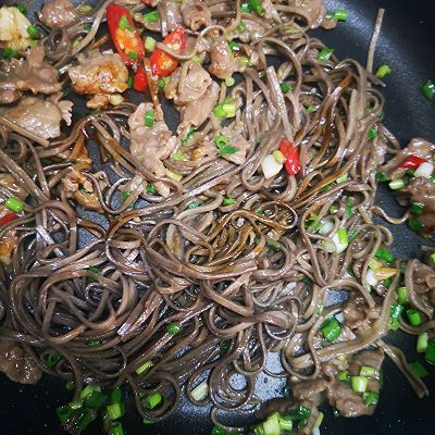 牛肉|减脂牛肉炒荞麦面