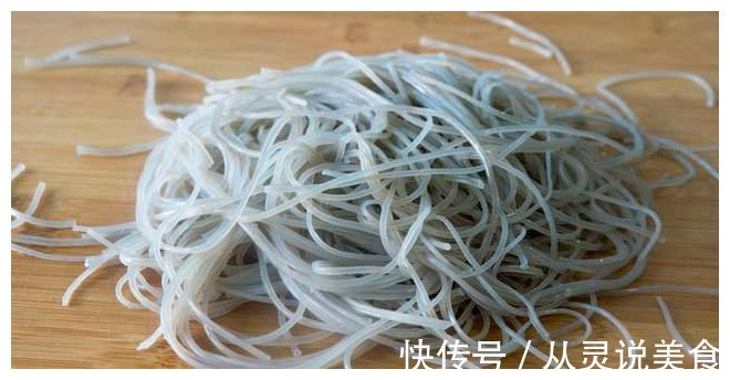 这才是包子的正确做法，配料步骤详细讲解，个个松软不塌陷，好吃