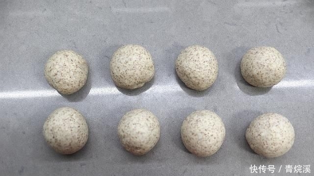 蔬菜|我家早餐爱吃这面包,暄软有嚼劲,煎蛋蔬菜随意放,老人孩子也爱