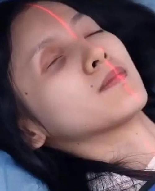 独眼少女的璀璨人生