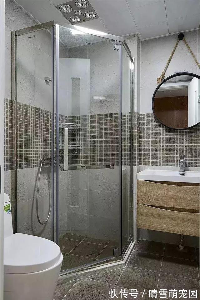 干湿分离|卫生间做了干湿分离依然到处都是水?只有一道隔断,不算干湿分离