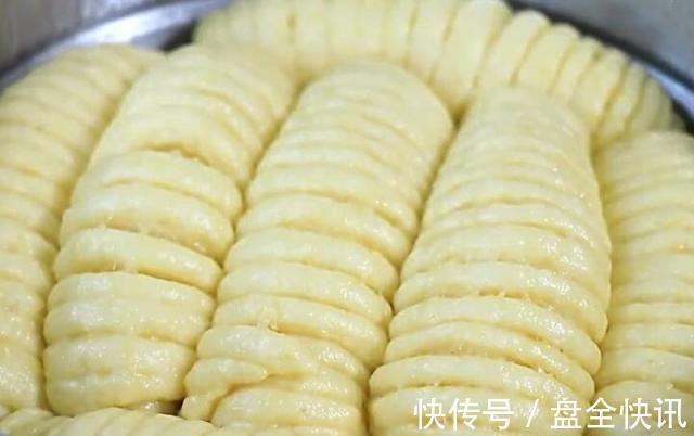 bye|秋天别再蒸馒头了,学会这一招,松软香甜,比馒头花卷好吃100倍
