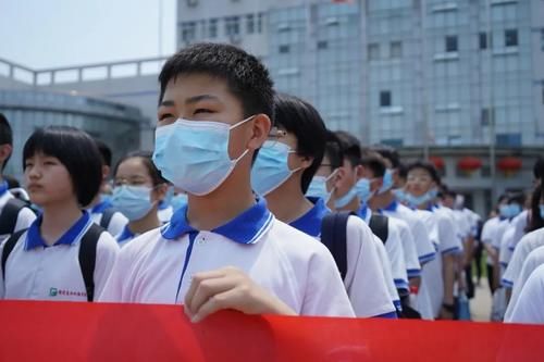 保定东方双语丨剑拔|保定东方双语丨剑拔出鞘，首战必胜丨最是一年收获时，意气风发踏征程