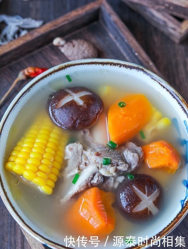 玉米|入秋后多喝这道汤,颜色丰富,用料简单味道足,孩子爱喝身体棒