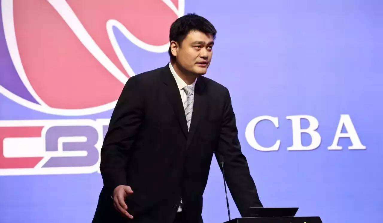 孙铭徽|姚明该管管了,中国男篮球星发文骂人:别给脸不要脸,要不当面聊