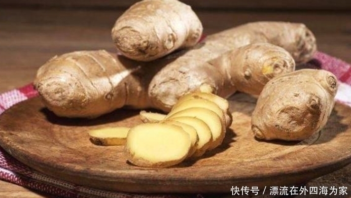 保存生姜不要放冰箱，教你一个土方法，放半年都不干瘪，太实用了