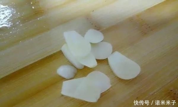 多吃海带可以降低三个高度,介绍海带的六种制作方法